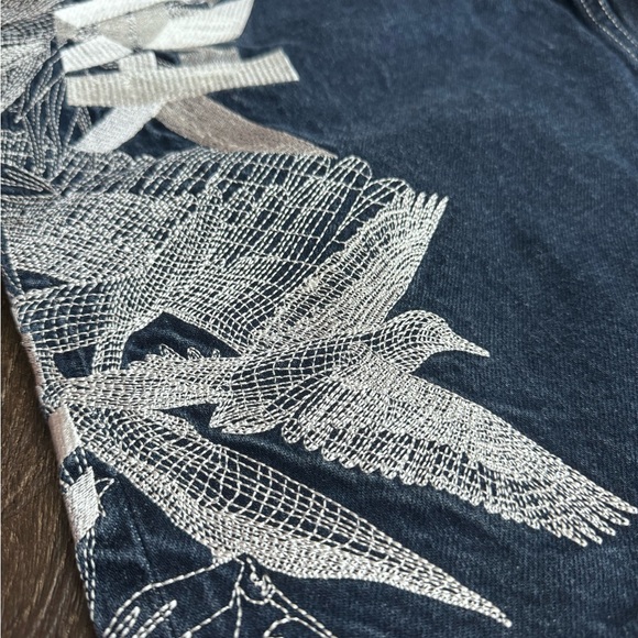 EVISU Designer Denim Japan. RARE AUTHENTIC EVISU denim shorts. Embroidered bird - Picture 2 of 14
